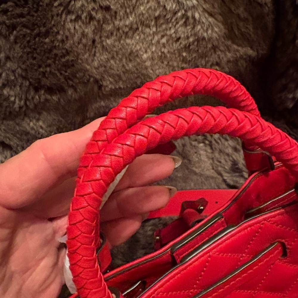 Micheal Kors Red Quilted Shoulder Bag - Picture 9 of 12